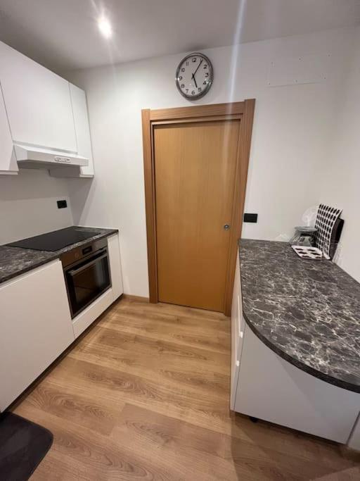 Neve Monolocale, Ottima Posizione, Posto Auto. Apartment บอร์มิโอ ภายนอก รูปภาพ